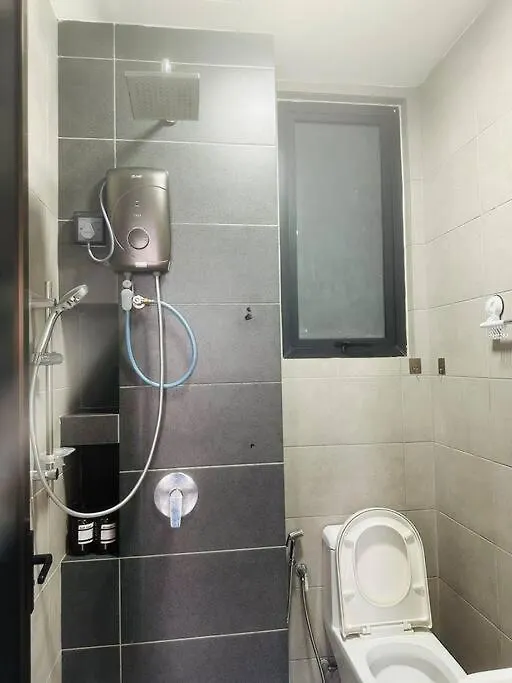 Apartment Urban Suites 8Pax With Netflix And Board Games With Seaview Jelutong
