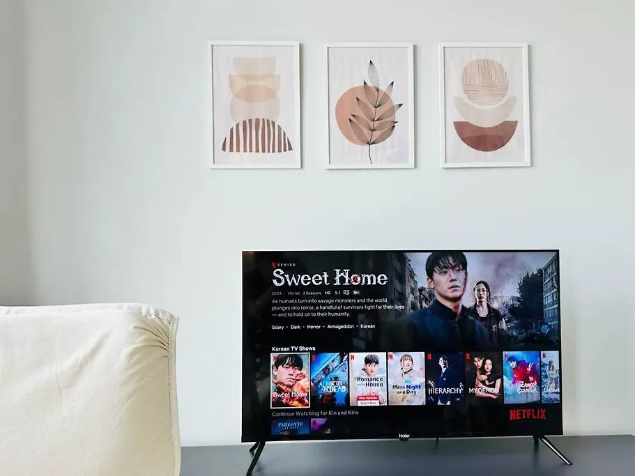 Urban Suites 8Pax With Netflix And Board Games With Seaview Jelutong Apartment